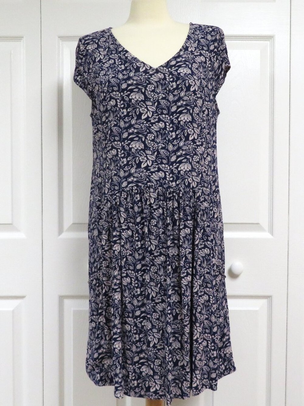 Garnet Hill Cap Sleeve Pullover Dress Size 10 Blue Floral